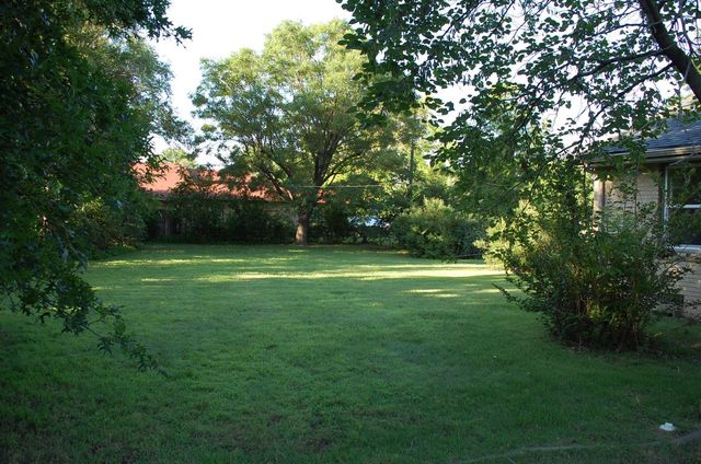 2772 N Halstead, Wichita, KS 67204