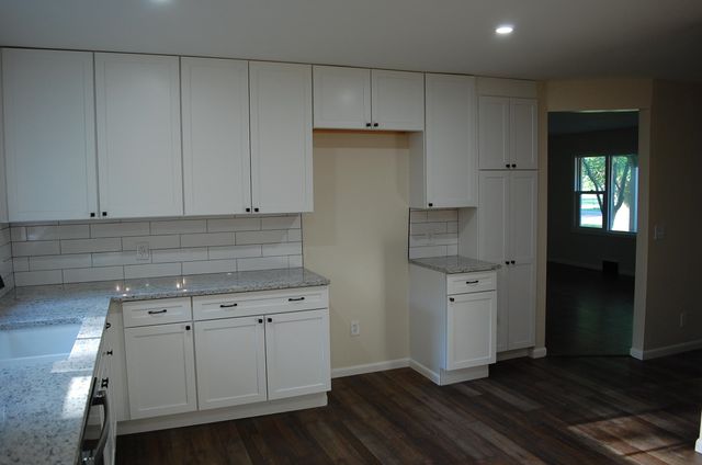 2772 N Halstead, Wichita, KS 67204