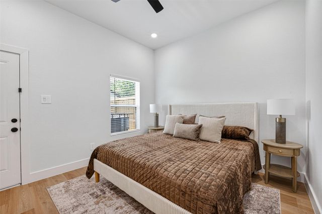7840 Nashville Unit B Street, Houston, TX 77028