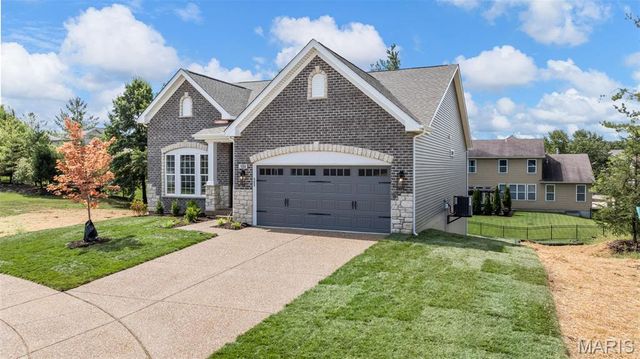 104 Quail Bluff Court, Wentzville, MO 63385