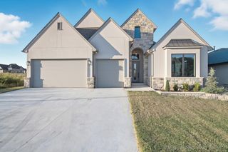 2607 E 135th Drive S, Bixby, OK 74008