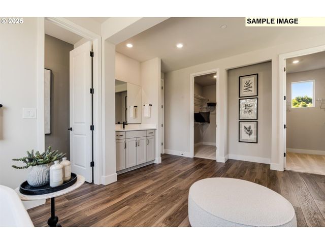 6798 Sw TRILLIUM St, Wilsonville, OR 97070
