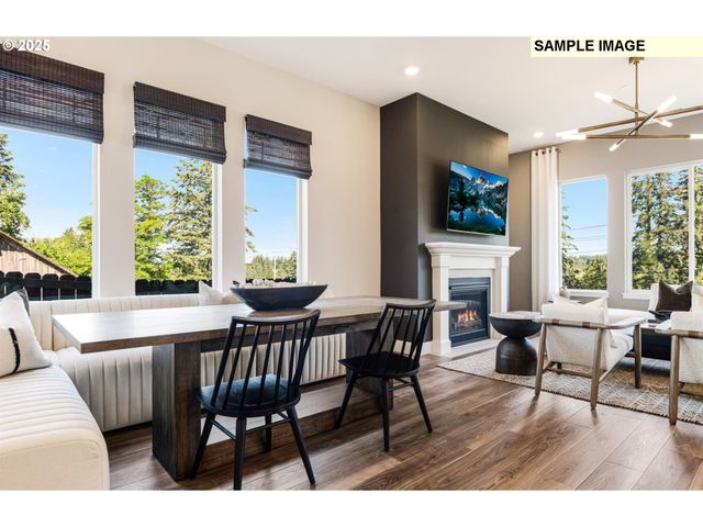6798 Sw TRILLIUM St, Wilsonville, OR 97070