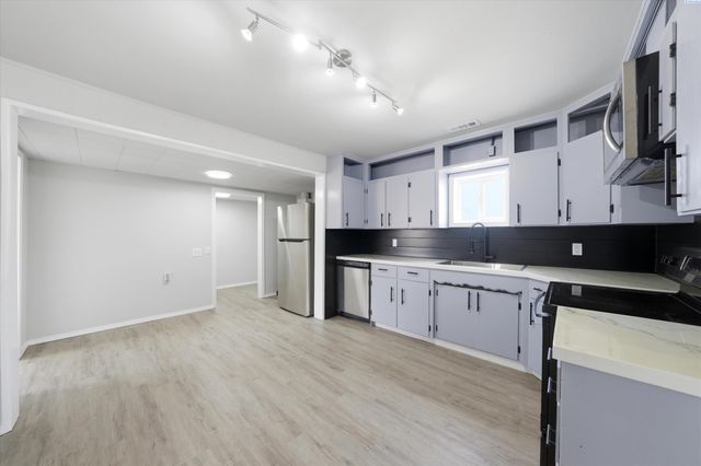 1353 Carolina Ave, Richland, WA 99352