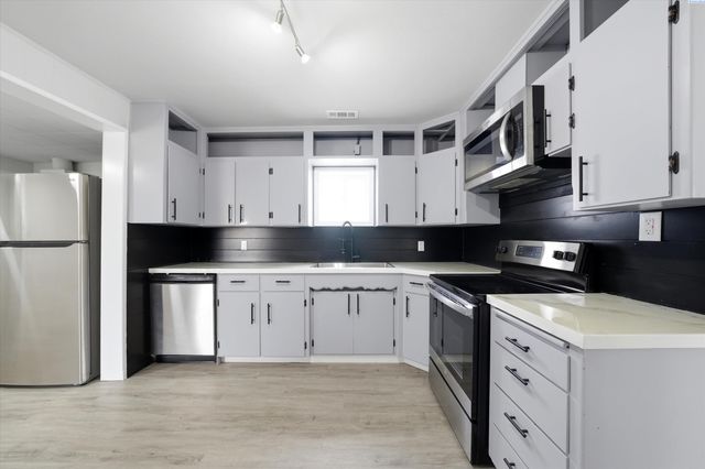 1353 Carolina Ave, Richland, WA 99352