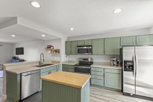 5548 Middle Falls Street, 53, Dublin, OH 43016
