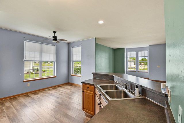 632 Hunter Oaks Boulevard, Watertown, WI 53094