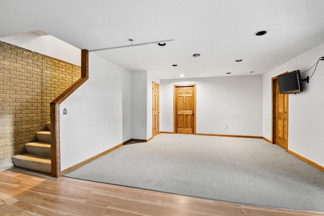 632 Hunter Oaks Boulevard, Watertown, WI 53094