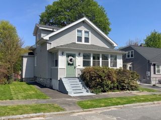 36 Rowena St, Worcester, MA 01606