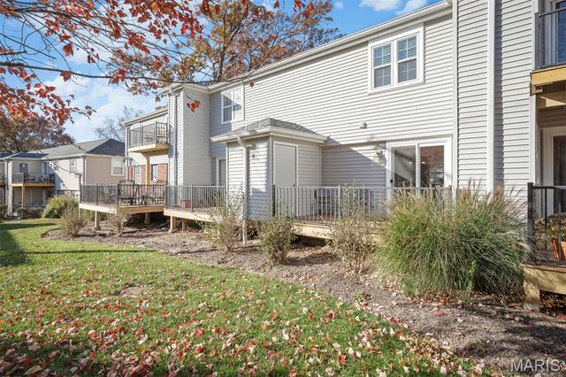 1406 Peacock Lane, Brentwood, MO 63144