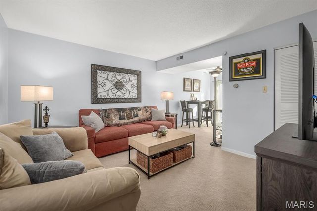 1406 Peacock Lane, Brentwood, MO 63144