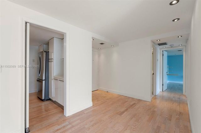 199 Ocean Lane Dr 611, Key Biscayne, FL 33149