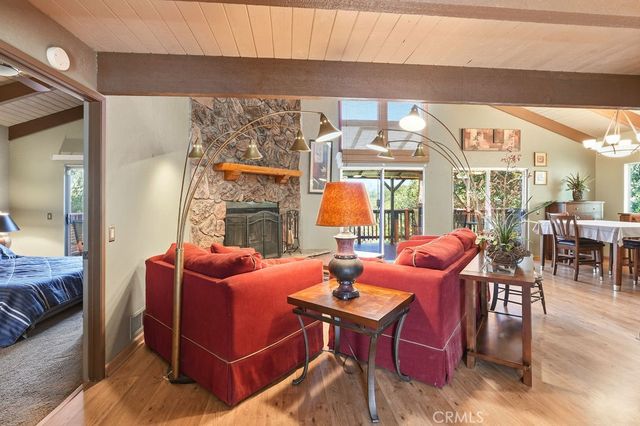 320 Delle, Crestline, CA 92325