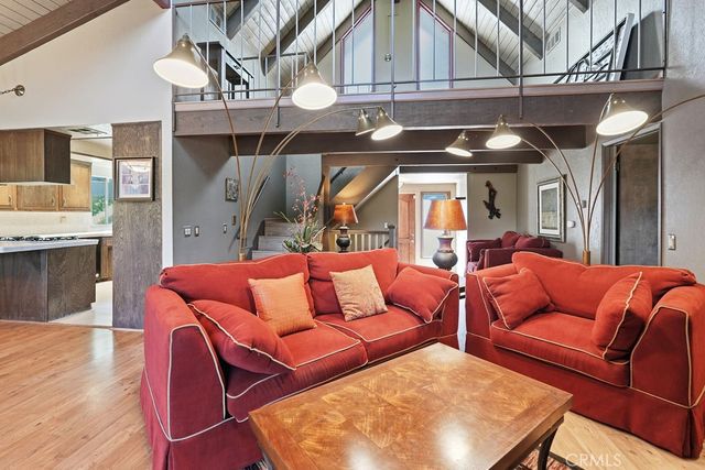 320 Delle, Crestline, CA 92325
