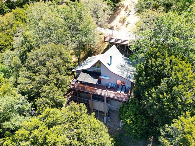 320 Delle, Crestline, CA 92325