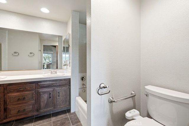 320 Delle, Crestline, CA 92325