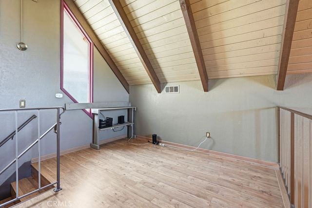 320 Delle, Crestline, CA 92325