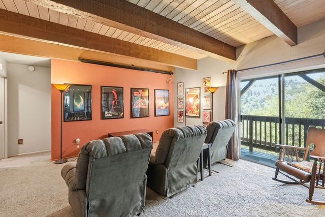 320 Delle, Crestline, CA 92325