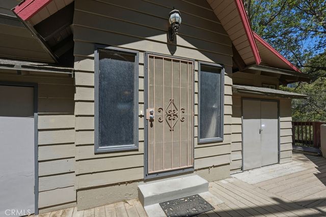320 Delle, Crestline, CA 92325