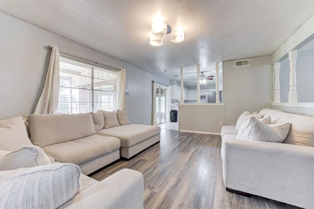 1524 SW 81st Street, Oklahoma City, OK 73159