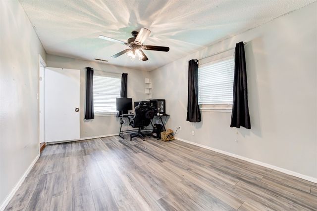 1524 SW 81st Street, Oklahoma City, OK 73159