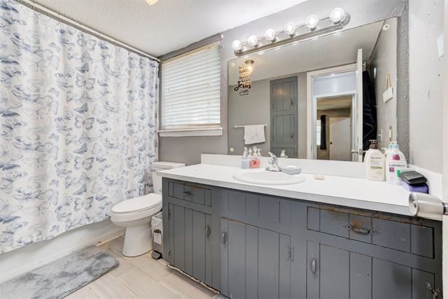 1524 SW 81st Street, Oklahoma City, OK 73159