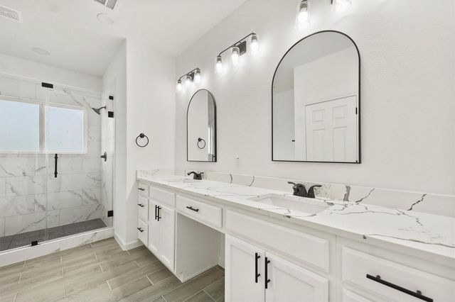 9212 Arvin Street, Houston, TX 77028