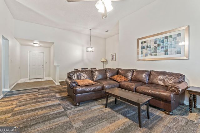 105 Eagle Way, Stockbridge, GA 30281