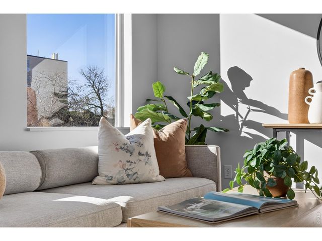 1300 N Ogden St 301, Denver, CO 80218