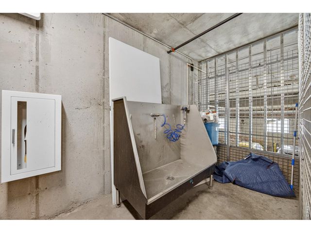 1300 N Ogden St 301, Denver, CO 80218