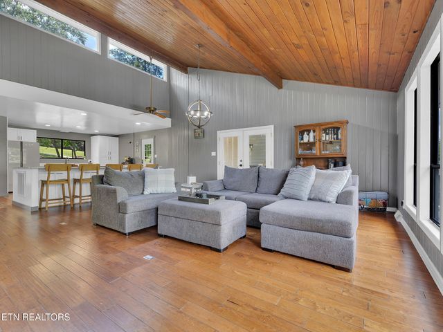 7514 Rivertrace Blvd, Knoxville, TN 37920
