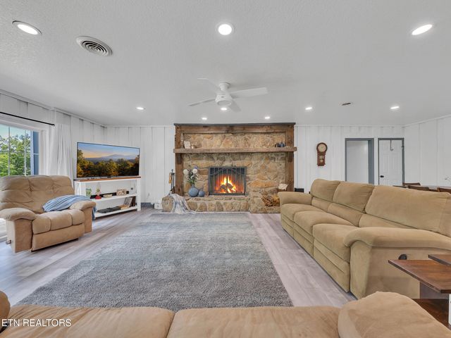 7514 Rivertrace Blvd, Knoxville, TN 37920
