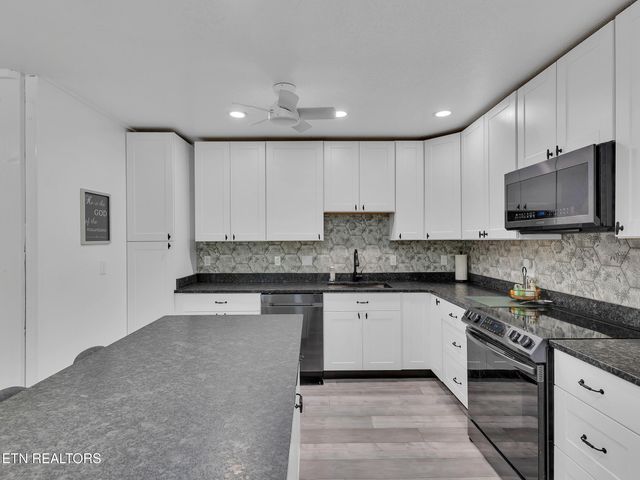 7514 Rivertrace Blvd, Knoxville, TN 37920