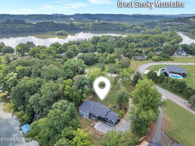 7514 Rivertrace Blvd, Knoxville, TN 37920