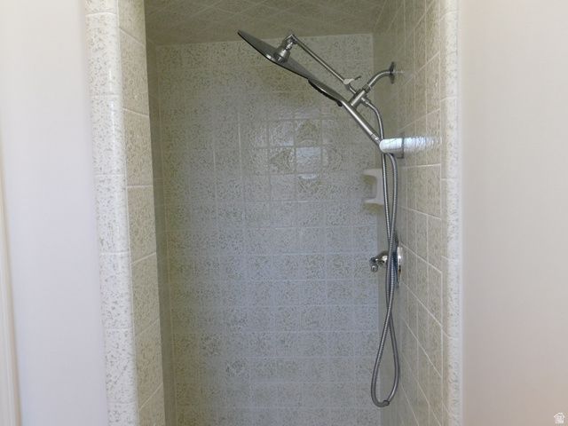 9322 S SOLENA WAY, Sandy, UT 84093