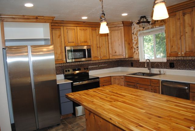 9322 S SOLENA WAY, Sandy, UT 84093