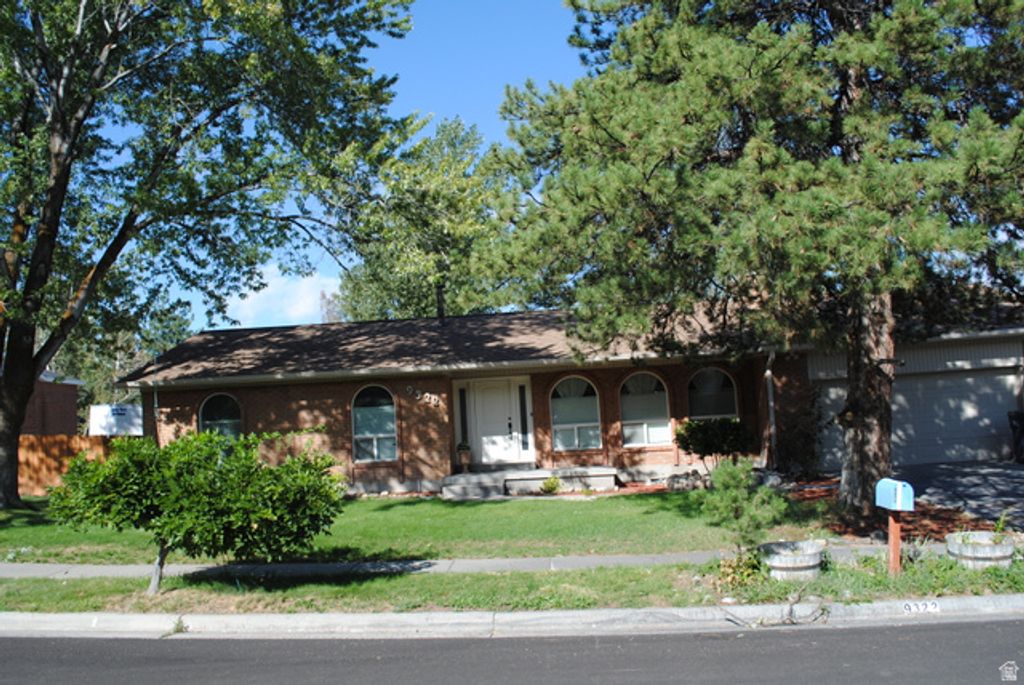 9322 S SOLENA WAY, Sandy, UT 84093 — exterior