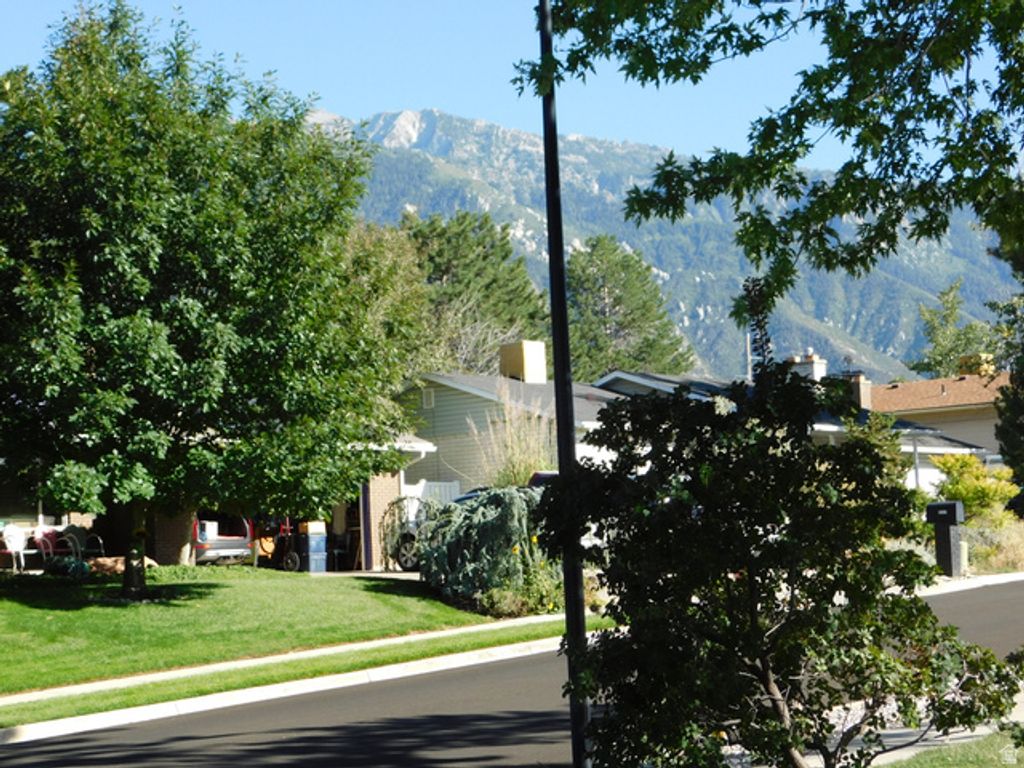 9322 S SOLENA WAY, Sandy, UT 84093 — photo 3