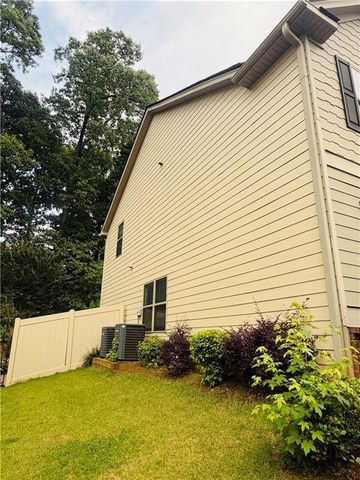 118 Village Walk Place, Newnan, GA 30265