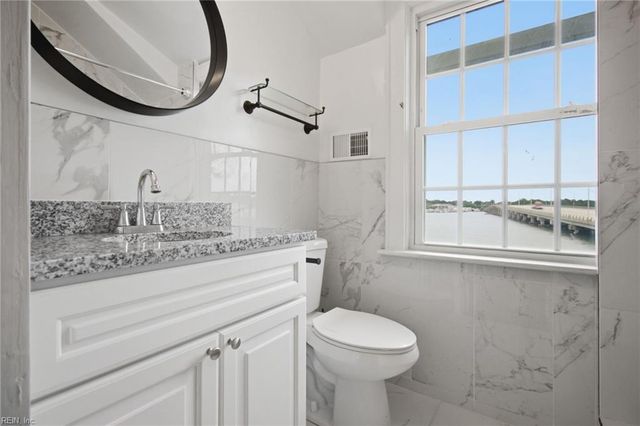 1200 N Fairwater DR, Norfolk, VA 23508