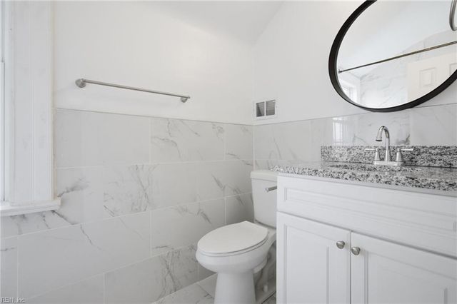 1200 N Fairwater DR, Norfolk, VA 23508