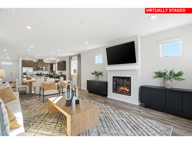 398 Ne Hunter Dr, Estacada, OR 97023