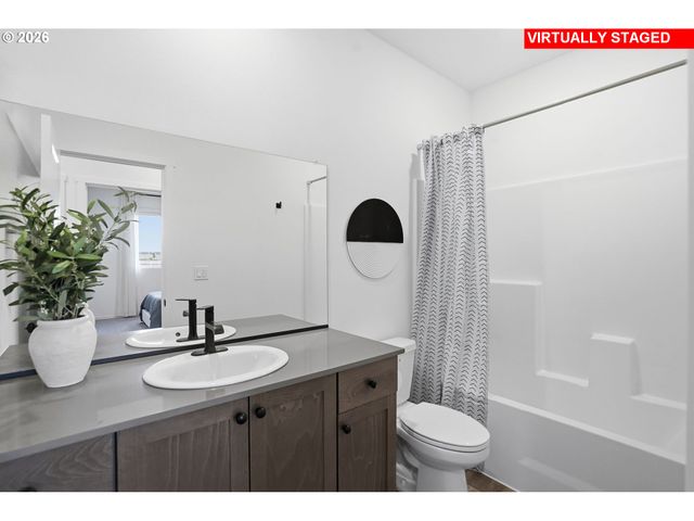 398 Ne Hunter Dr, Estacada, OR 97023