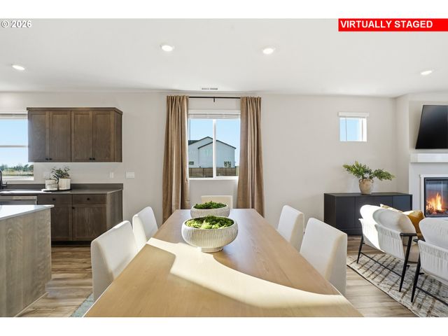 398 Ne Hunter Dr, Estacada, OR 97023