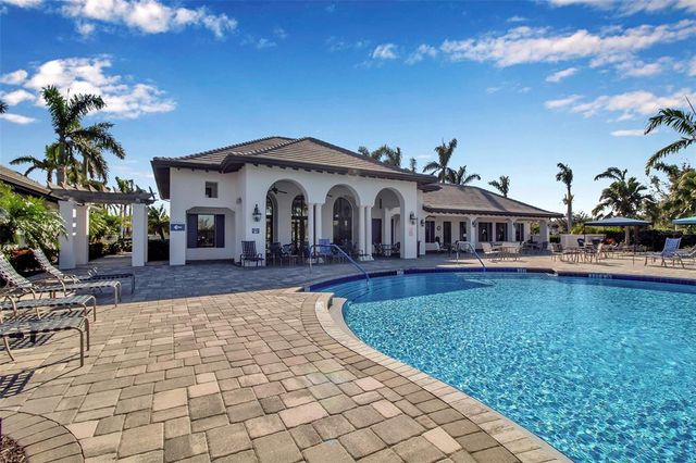 12915 TRUE BLUE CIRCLE, Bradenton, FL 34211