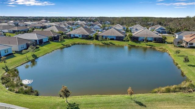 12915 TRUE BLUE CIRCLE, Bradenton, FL 34211