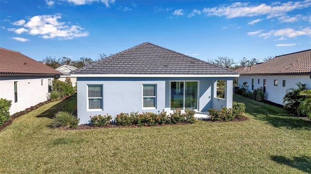 12915 TRUE BLUE CIRCLE, Bradenton, FL 34211