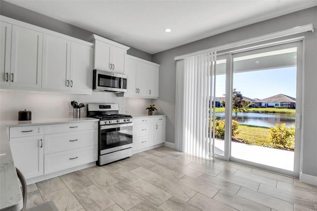12915 TRUE BLUE CIRCLE, Bradenton, FL 34211