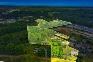 121 Bracken Lane, Easley, SC 29642