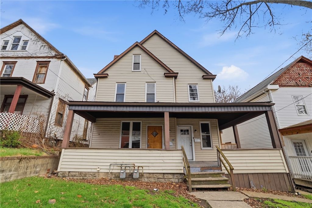 144 Ridge Avenue, New Kensington, PA 15068